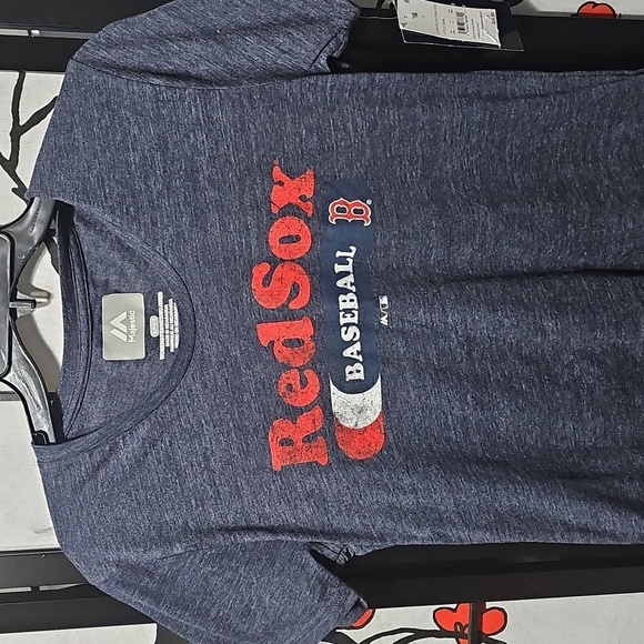 Red Sox Baseball T-Shirt MLB Majestic Genuine Merchandise Small New - Picture 2 of 5